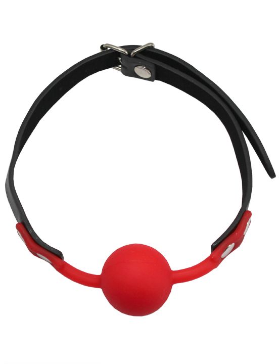 Красный силиконовый кляп-шарик с фиксацией на черных ремешках - силикон
