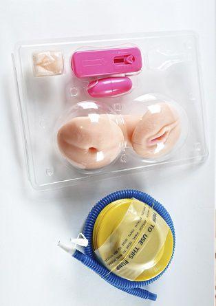 Надувная кукла CYBER CHIC с вибратором и вставками вагина-анус - Термопластичная резина (TPR)