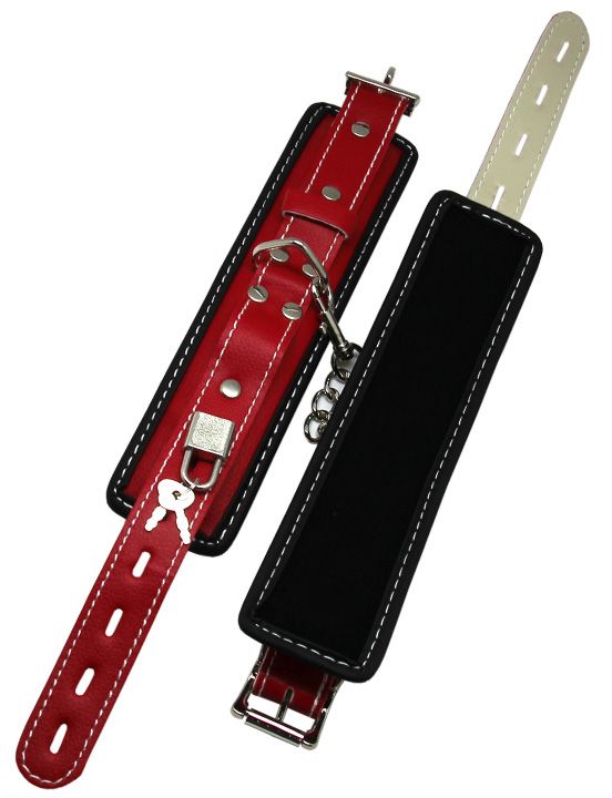 Красно-черные регулируемые наручники с фиксацией на карабинах от Intimcat