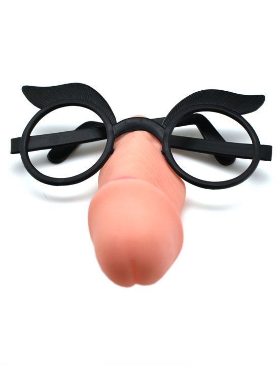 Пластиковые очки с шалуном вместо носа - пластик