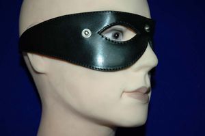 Чёрная маска на глаза Zorro со съемными шорами от Intimcat