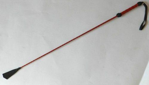 Плетеный короткий красный стек с наконечником в виде длинной кисточки - 70 см. - натуральная кожа
