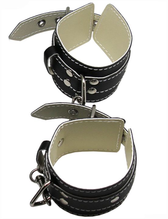 БДСМ-набор в черном цвете: наручники, поножи, ошейник с поводком, кляп Eroticon