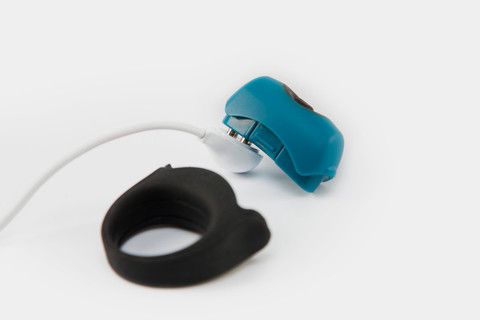 Эрекционное кольцо с вибрацией Polar Night Vibrating Silicone Cock Ring Topco Sales