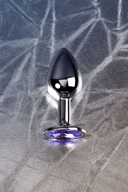 Серебристая конусовидная анальная пробка с фиолетовым кристаллом - 7 см. - фото 9
