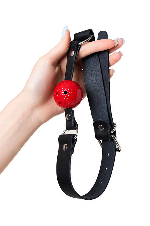 Красный кляп-шарик на черном регулируемом ремешке - фото 6