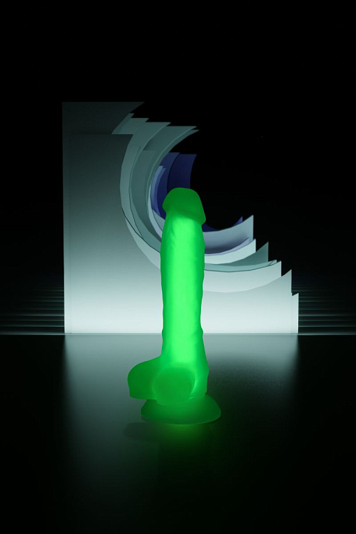 Зеленый, светящийся в темноте фаллоимитатор - 18,5 см. - фото 8