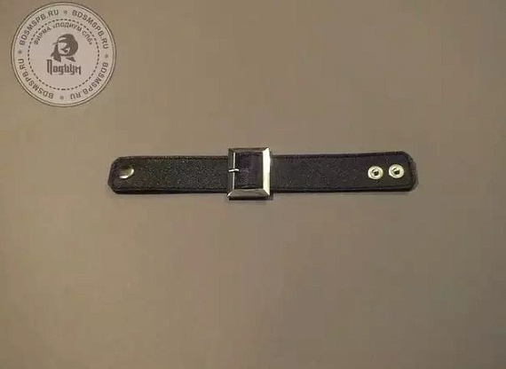 Чёрный браслет с квадратной пряжкой - натуральная кожа