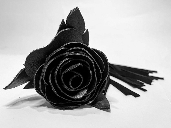 Черная замшевая плеть с розой в рукояти - 40 см. - натуральная кожа