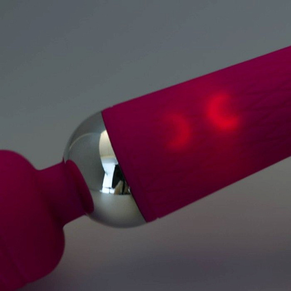 Ярко-розовый жезловый вибромассажер с рифленой ручкой - 20 см. - анодированный пластик, силикон