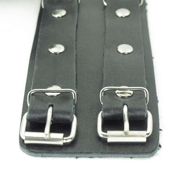 Черные широкие кожаные оковы с двумя пряжками от Intimcat