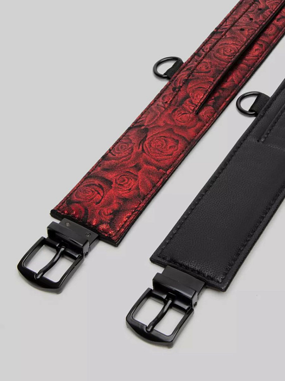 Красно-черные оковы Reversible Faux Leather Ankle Cuffs от Intimcat