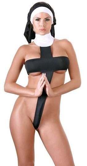 Костюм монахини во грехе