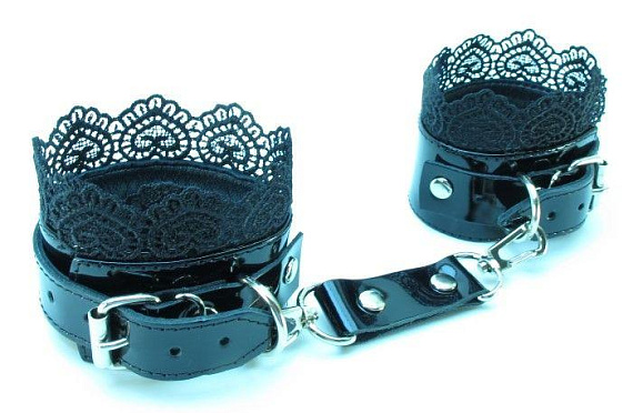 Изысканные чёрные наручники с кружевом - натуральная кожа