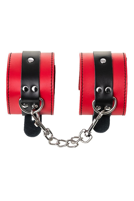 Красно-черные кожаные наручники со сцепкой - фото 5