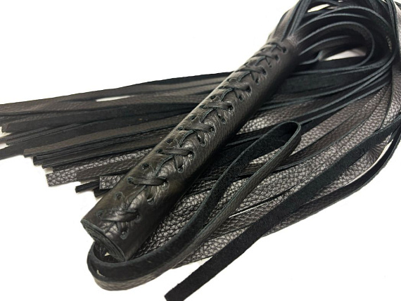 Черная многохвостовая плеть из мягкой кожи - 57 см. от Intimcat