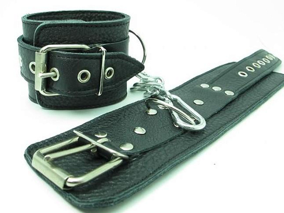 Черные кожаные наручники с пряжкой - металл, натуральная кожа