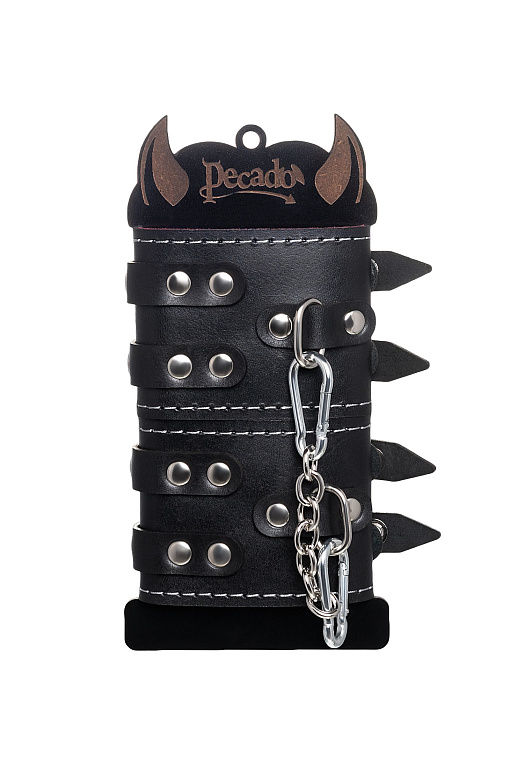 Черные кожаные наручники с двумя ремнями и красной подкладкой - фото 6