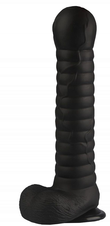 Черный рельефный фаллоимитатор с мошонкой - 27,5 см. от Intimcat