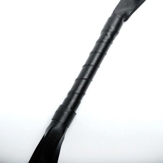Черная плеть из эко-кожи с витой ручкой - 55 см. Сима-Ленд