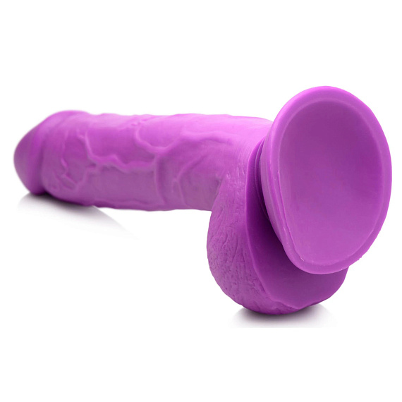 Фиолетовый фаллоимитатор на присоске 8.25  Dildo with Balls - 22,8 см. XR Brands