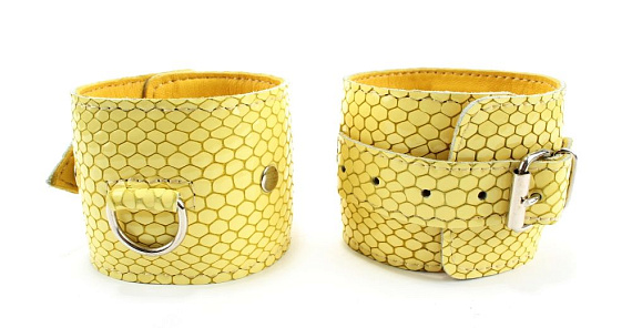 Кожаные наручники  Желтый питон - натуральная кожа