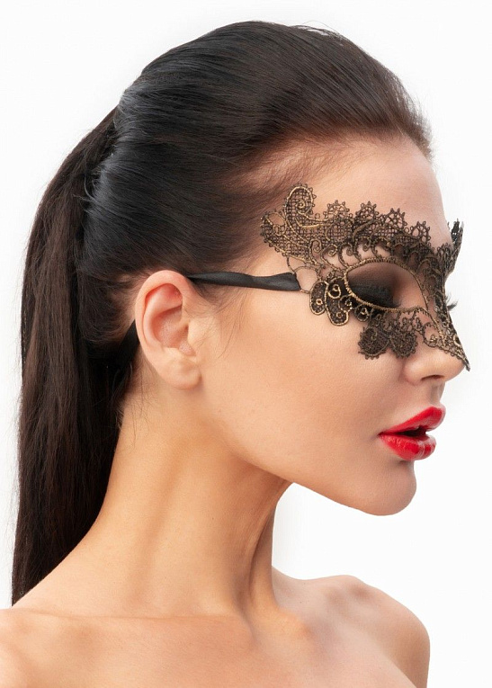 Изысканная золотистая женская карнавальная маска - 100% полиэстер