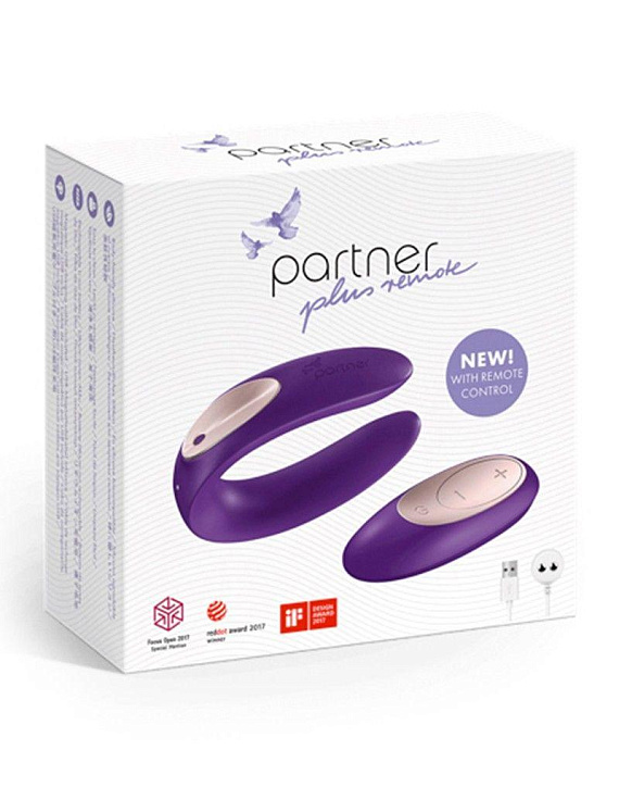 Фиолетовый вибратор для пар Satisfyer Double Plus Remote с пультом ДУ Satisfyer