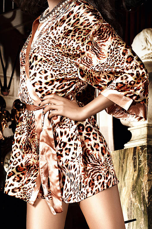 Леопардовое кимоно Beauty Inside The Beast - 