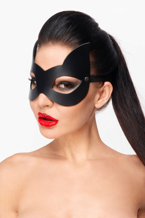 Черная маска  Кошечка  с ушками - натуральная кожа