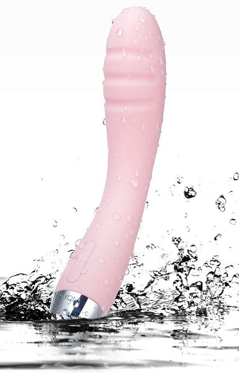 Нежно-розовый вибростимулятор Betty - 18 см. - силикон