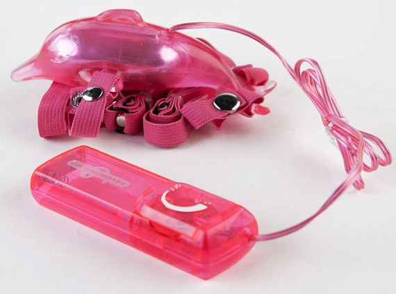 Розовый вибростимулятор в форме дельфина на регулируемых ремешках - поливинилхлорид (ПВХ, PVC)
