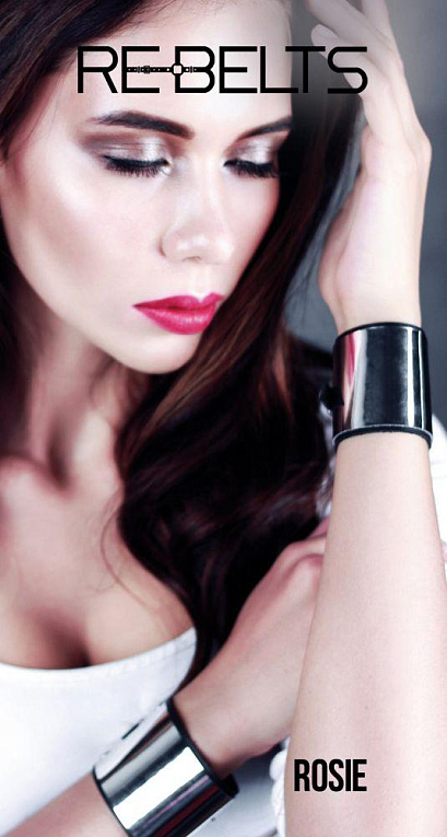 Черные наручники с зеркальным элементом Rosie Black - натуральная кожа